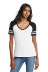 White/Black - DM476